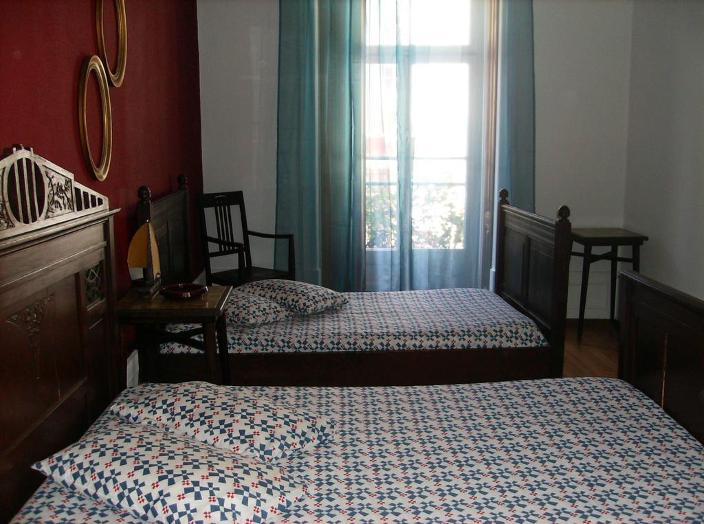 Dias E Dominguez Hostel ลิสบอน ห้อง รูปภาพ